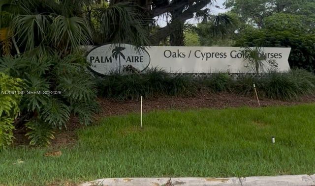 3500 Oaks Clubhouse Drive 207, Pompano Beach, FL 33069