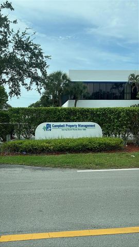 3500 Oaks Clubhouse Drive 207, Pompano Beach, FL 33069