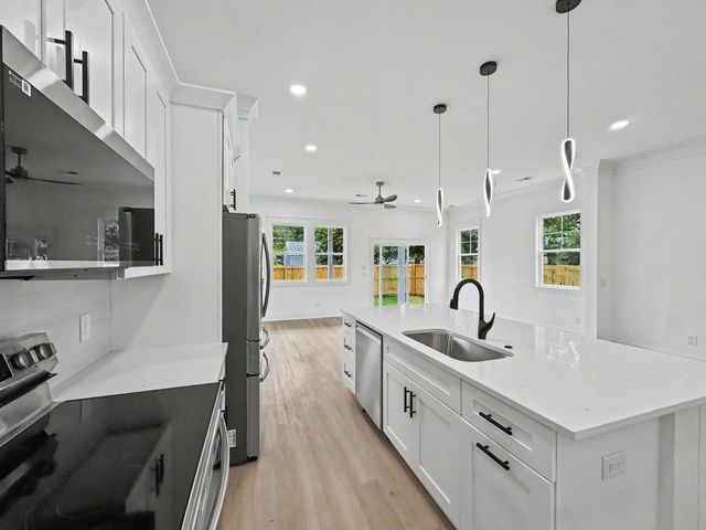 2629 Bonds Avenue, North Charleston, SC 29405