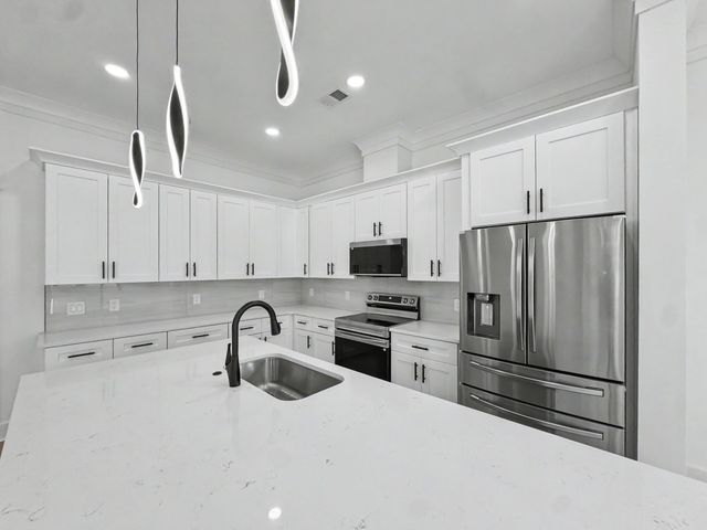 2629 Bonds Avenue, North Charleston, SC 29405
