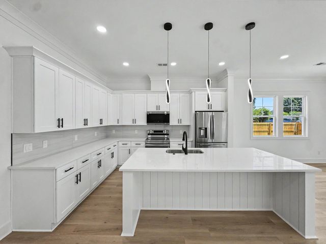 2629 Bonds Avenue, North Charleston, SC 29405
