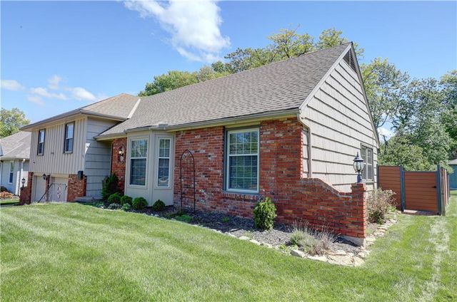10813 Beacon Avenue, Kansas City, MO 64134