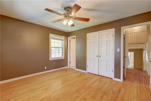 10813 Beacon Avenue, Kansas City, MO 64134