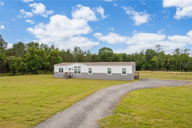 2362 NE COUNTY ROAD 1469, Hawthorne, FL 32640