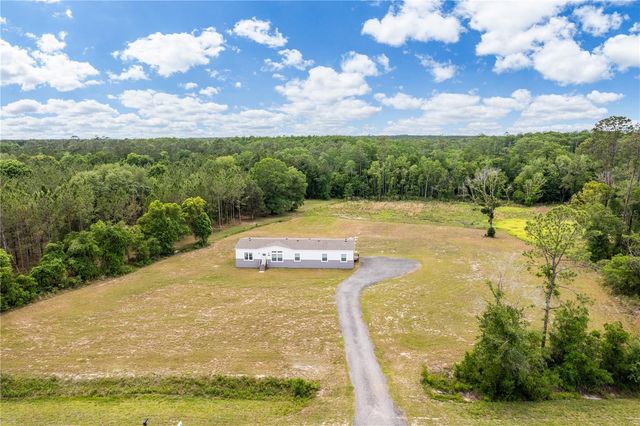 2362 NE COUNTY ROAD 1469, Hawthorne, FL 32640