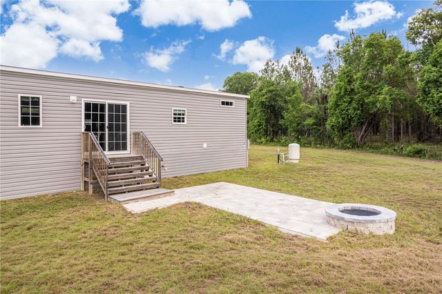 2362 NE COUNTY ROAD 1469, Hawthorne, FL 32640