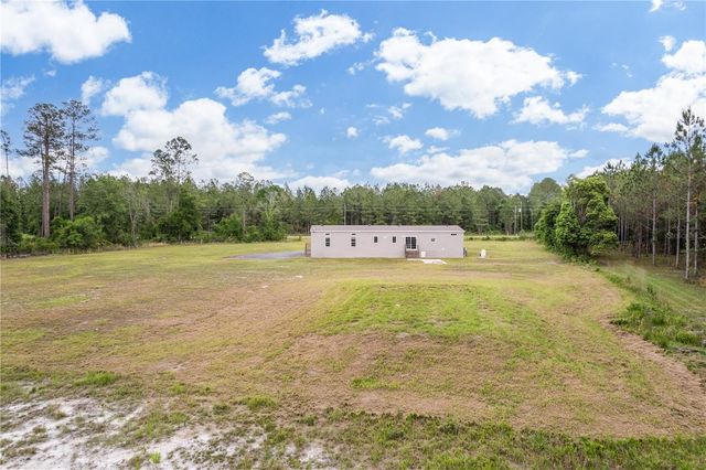 2362 NE COUNTY ROAD 1469, Hawthorne, FL 32640