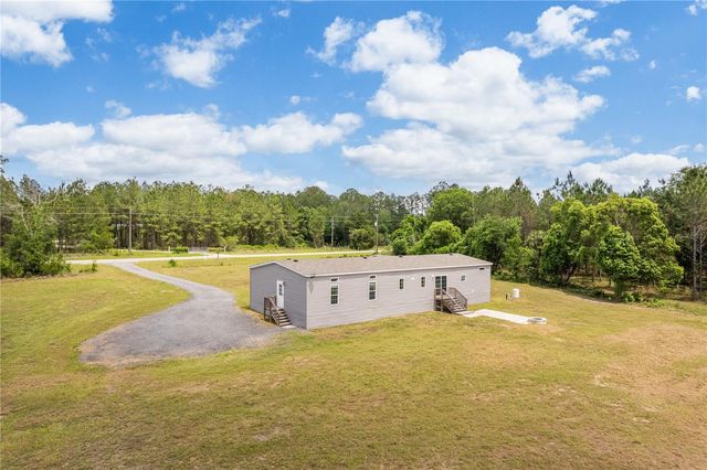 2362 NE COUNTY ROAD 1469, Hawthorne, FL 32640