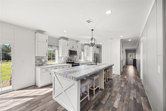 2362 NE COUNTY ROAD 1469, Hawthorne, FL 32640