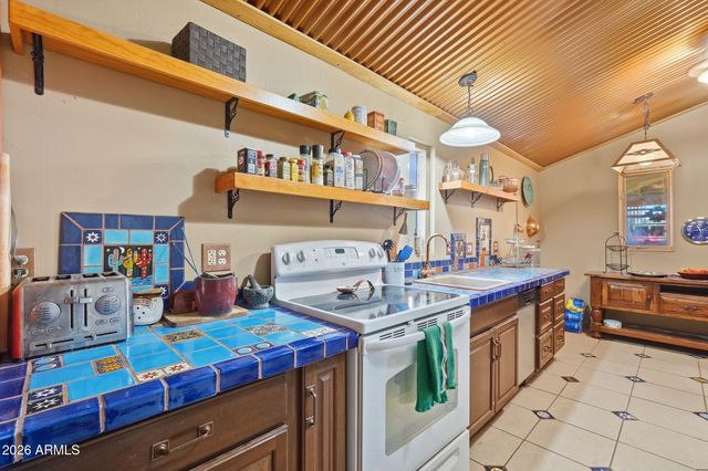 94 W 12TH Street, Florence, AZ 85132