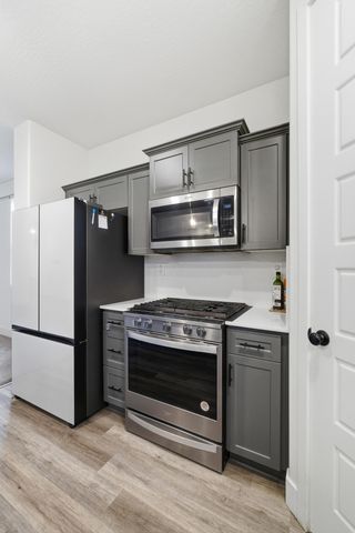 2824 S Cain Street, Visalia, CA 93292