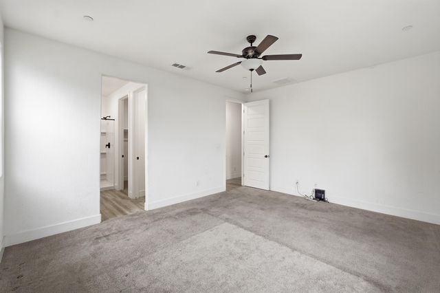 2824 S Cain Street, Visalia, CA 93292