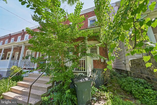 325 W SPRING AVE, Ardmore, PA 19003