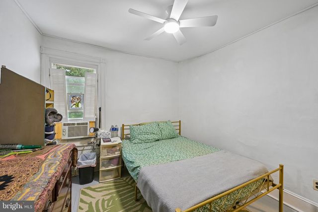 325 W SPRING AVE, Ardmore, PA 19003