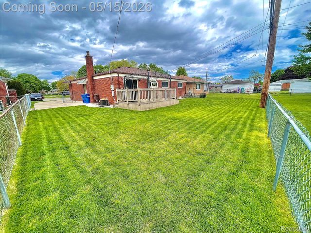 14042 Arden Avenue, Warren, MI 48088