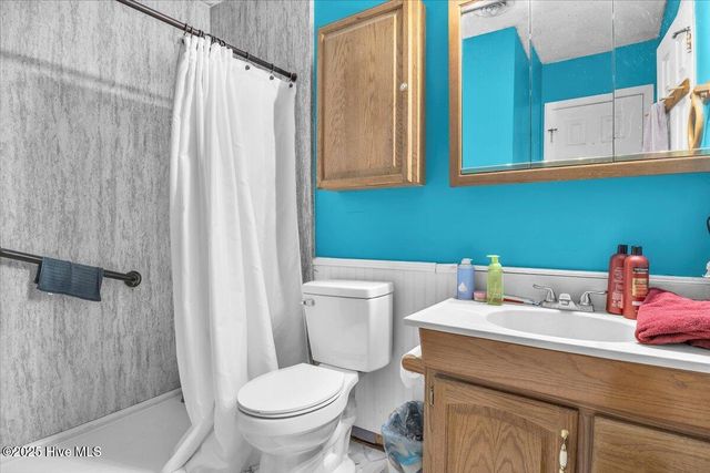 203 Devon Court, Jacksonville, NC 28546
