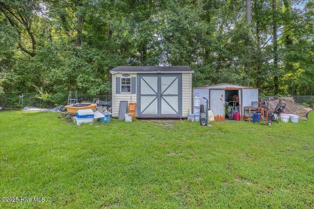 203 Devon Court, Jacksonville, NC 28546