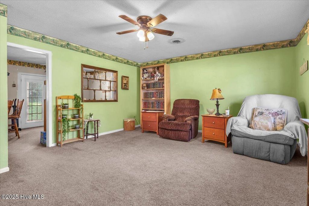 203 Devon Court, Jacksonville, NC 28546