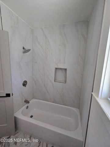 537 W 17TH Street, Jacksonville, FL 32206