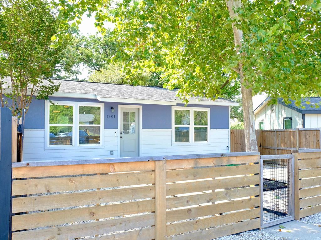 1401 Marcus PL B, Austin, TX 78721
