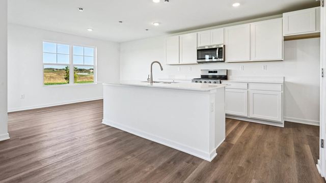 123 Cornerstone Crossing, Hampshire, IL 60140