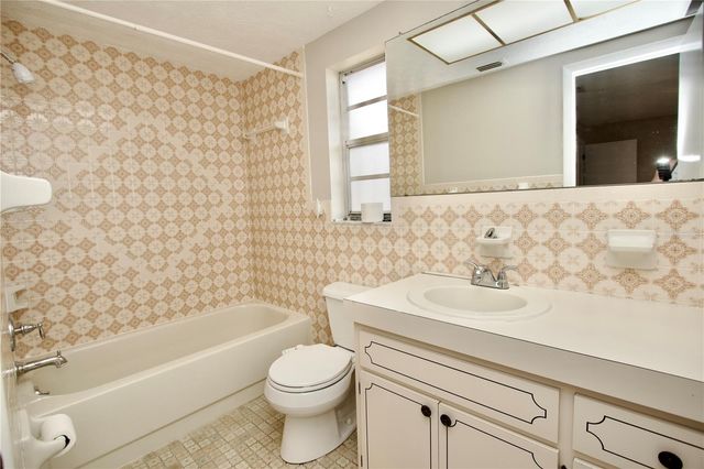 8934 BARI COURT, Port Richey, FL 34668