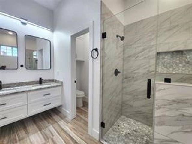 2121 S Edgewood Terrace, Fort Worth, TX 76105