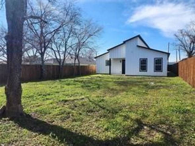 2121 S Edgewood Terrace, Fort Worth, TX 76105