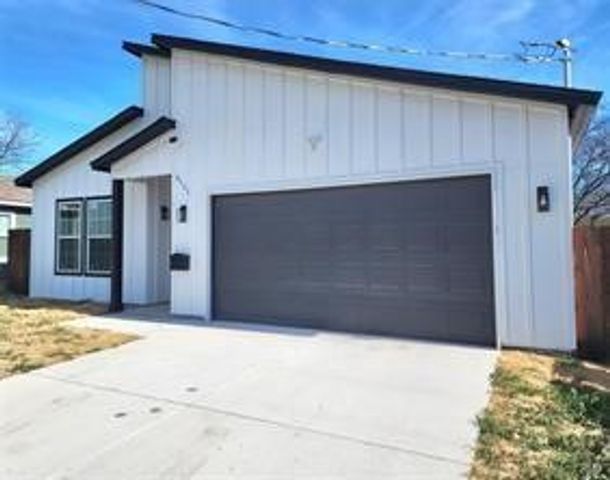 2121 S Edgewood Terrace, Fort Worth, TX 76105