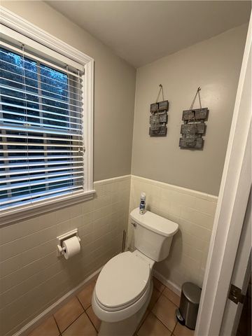 136 Lawnacre Drive, Cranston, RI 02920