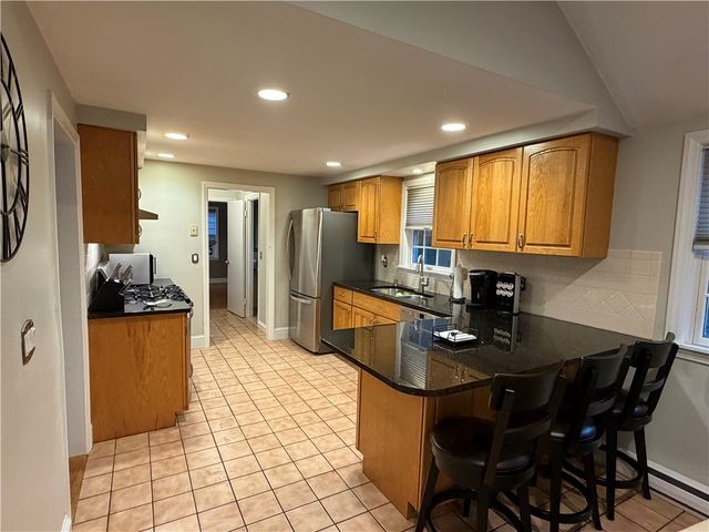 136 Lawnacre Drive, Cranston, RI 02920