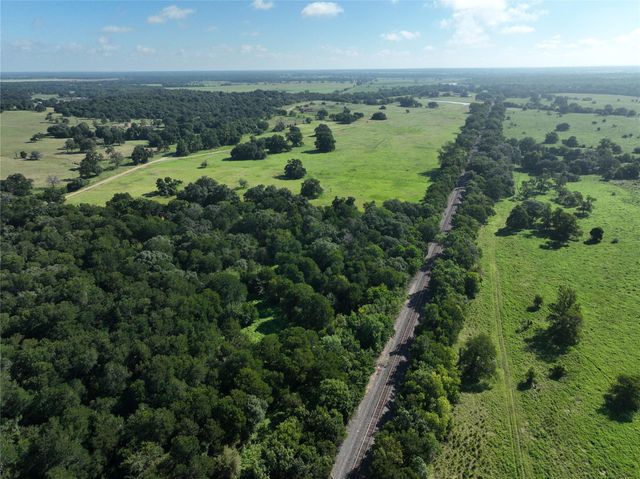 913 Acres County Road 444, Somerville, TX 77879