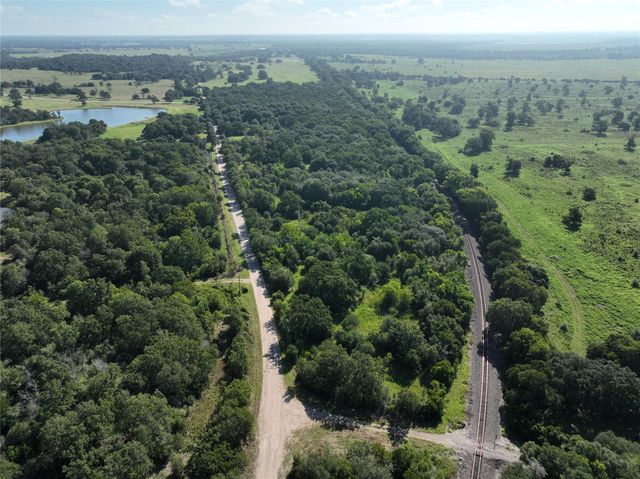 913 Acres County Road 444, Somerville, TX 77879