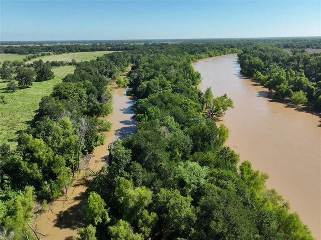 913 Acres County Road 444, Somerville, TX 77879