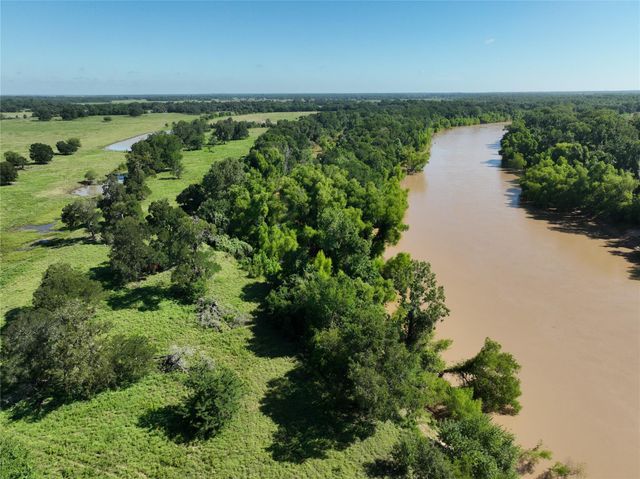 913 Acres County Road 444, Somerville, TX 77879