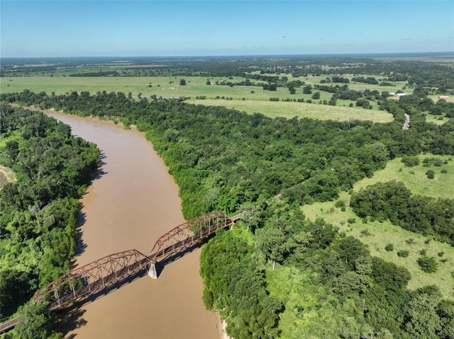 913 Acres County Road 444, Somerville, TX 77879