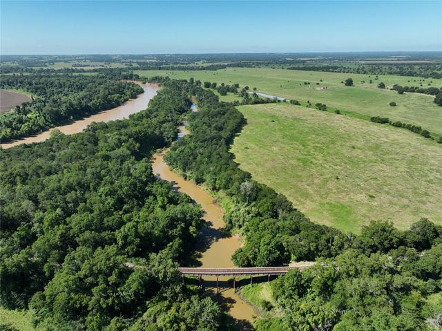 913 Acres County Road 444, Somerville, TX 77879