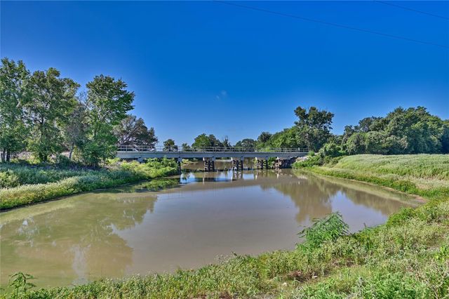 913 Acres County Road 444, Somerville, TX 77879