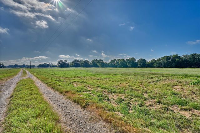 913 Acres County Road 444, Somerville, TX 77879