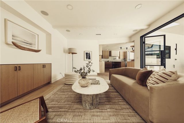 4195 Alonzo Ave, Encino, CA 91316