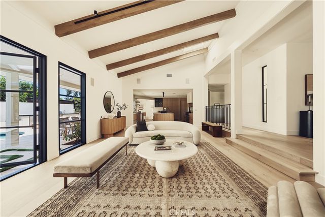 4195 Alonzo Ave, Encino, CA 91316