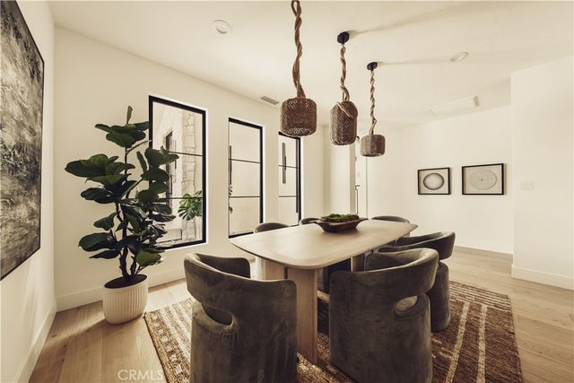 4195 Alonzo Ave, Encino, CA 91316