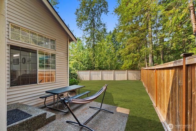 25700 SE 35TH Place, Sammamish, WA 98029