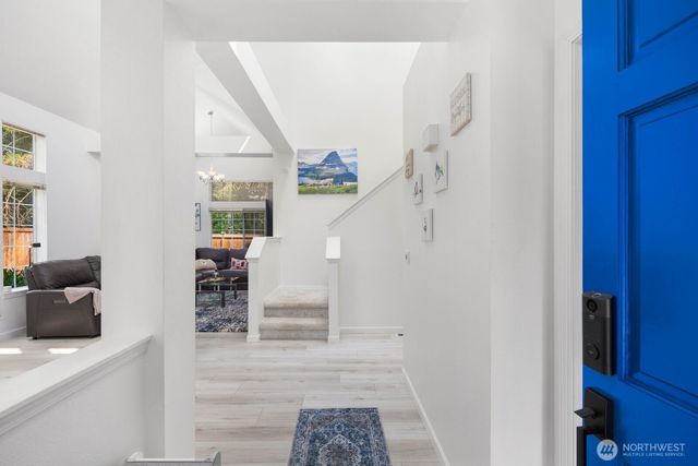 25700 SE 35TH Place, Sammamish, WA 98029