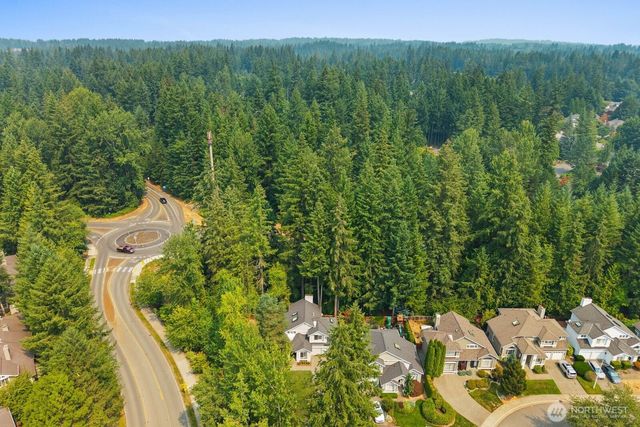 25700 SE 35TH Place, Sammamish, WA 98029