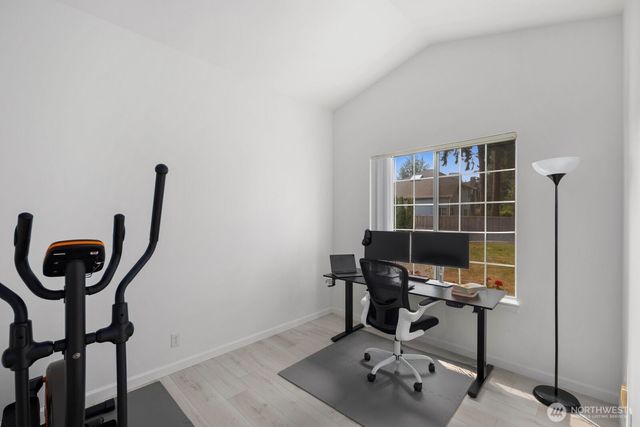 25700 SE 35TH Place, Sammamish, WA 98029