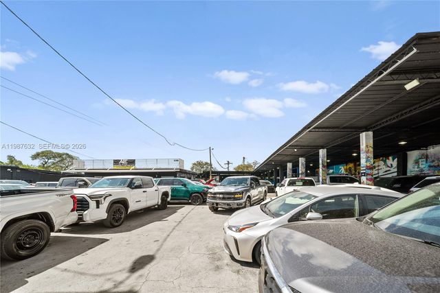 5700 NW 27th Avenue, Miami, FL 33142