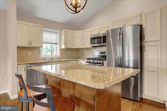 22 ANTIETAM RD, Temple, PA 19560