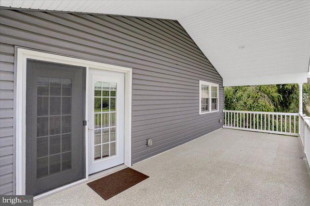 22 ANTIETAM RD, Temple, PA 19560