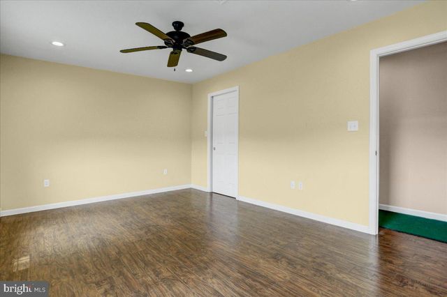 22 ANTIETAM RD, Temple, PA 19560